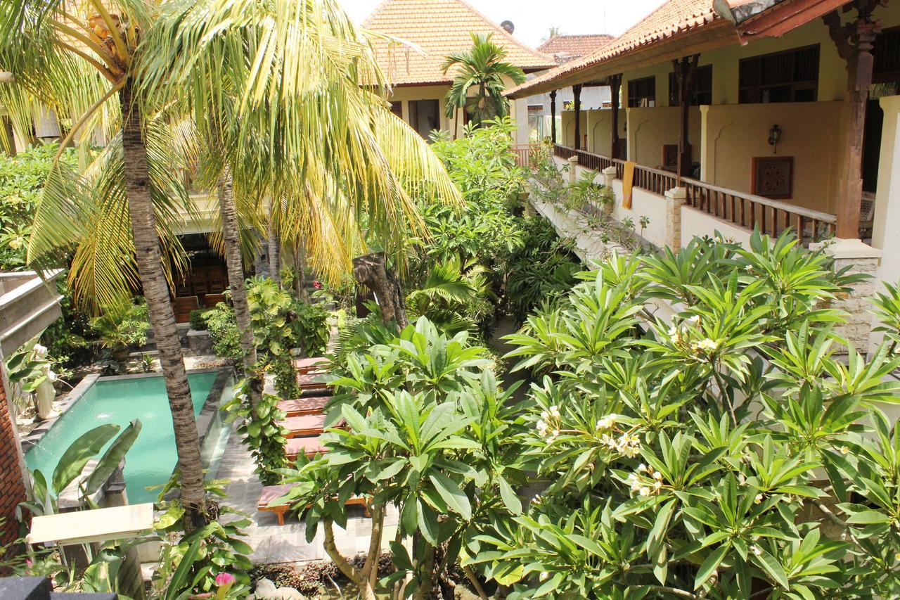 לינה וארוחת בוקר Sanur Yulia 1 מראה חיצוני תמונה